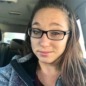 Meet your Posher, Crystal